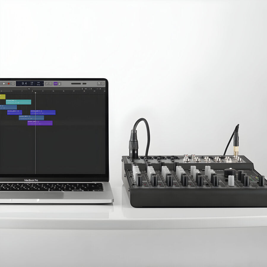 Consola Mixer 8 Canales Con Usb Aqm-D8-UI