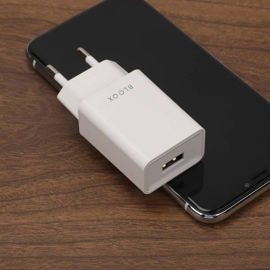 Cargador Bloox 1 Usb 2a Sin Cable