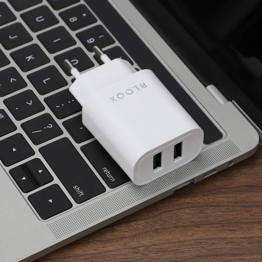 Cargador Bloox 2 Usb 2.4a Sin Cable
